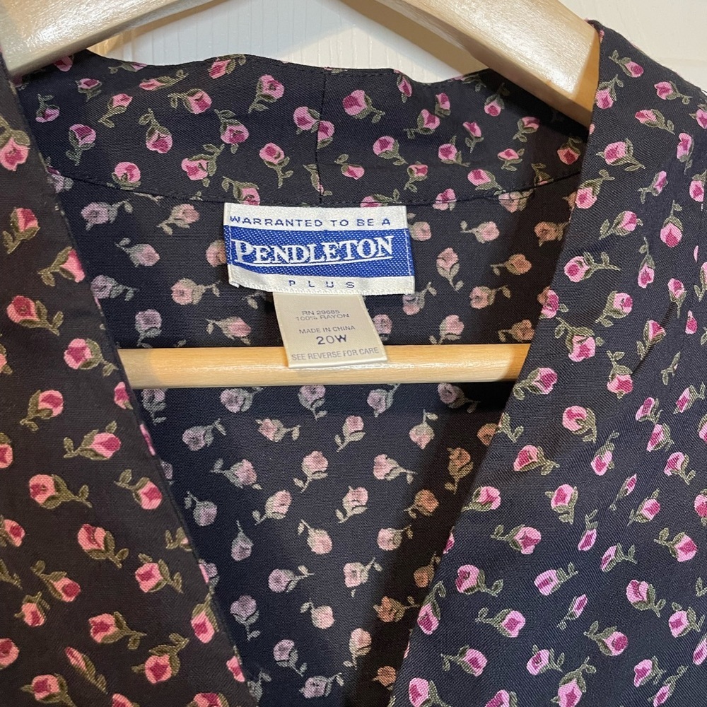 VTG Pendleton floral long sleeve button down blouse plus sz 20W - Picture 4 of 10